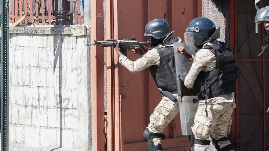 La Policía controla las protestas en Haití contra Jovenel Moise