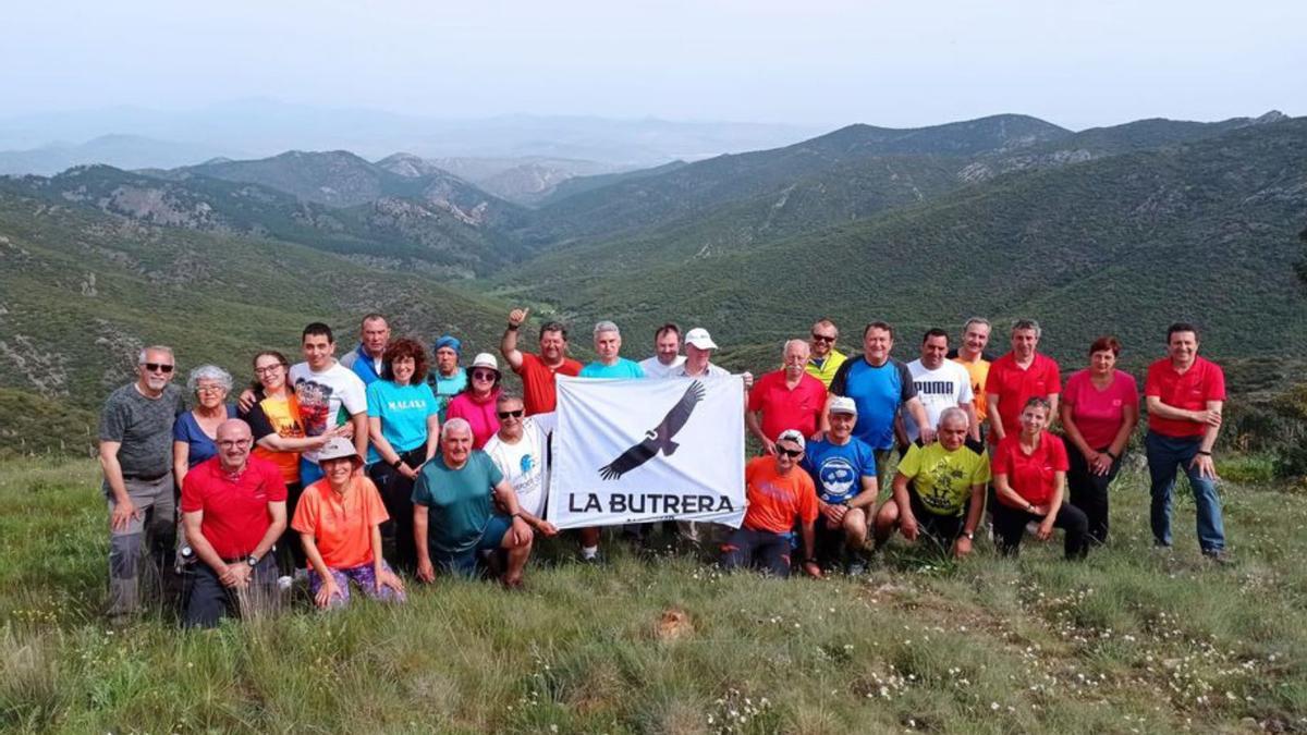 Participantes en la salida a la naturaleza que se realizó el 14 de mayo. | SERVICIO ESPECIAL