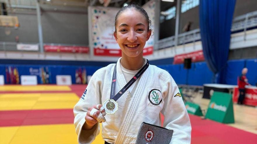 Nuevo oro para Dina Hamri en la Copa de España de judo