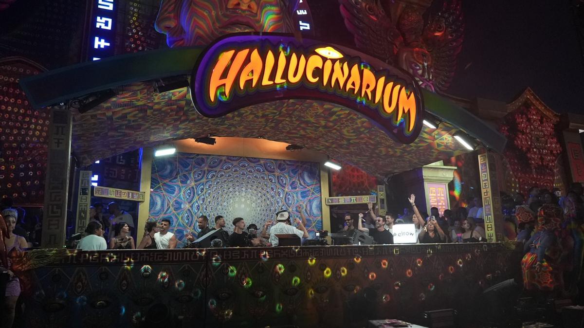 FOTOS | Elrow Mallorca XXL Winamax congrega a miles de personas en Son Fusteret