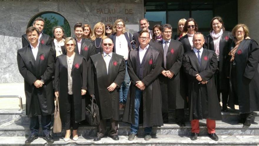 Los abogados de la Marina Alta piden la dignificación de su profesión