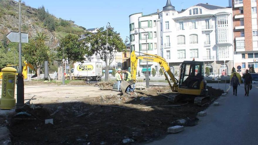 Avanza la reforma de la plaza de Luarca