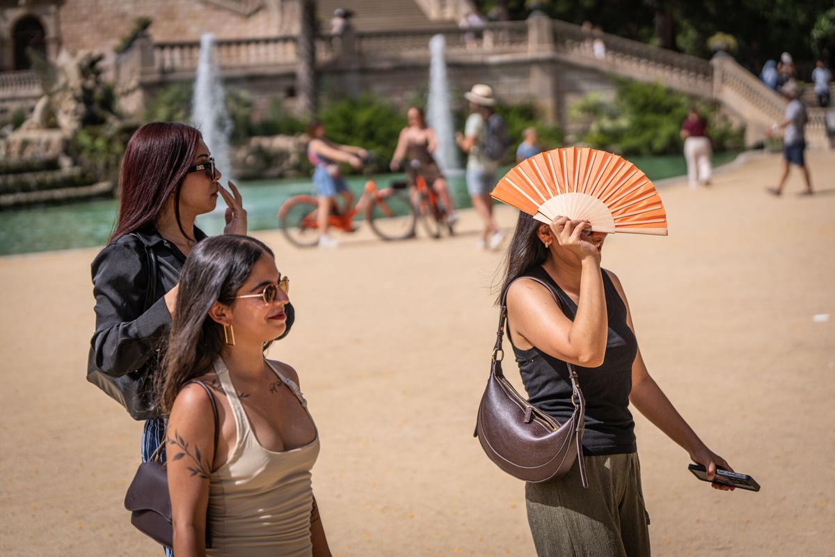 La ola de calor explota dejando hasta 45 grados en Jaén, 42 en Lleida, 40 en Guipúzcoa y los primeros récords del verano