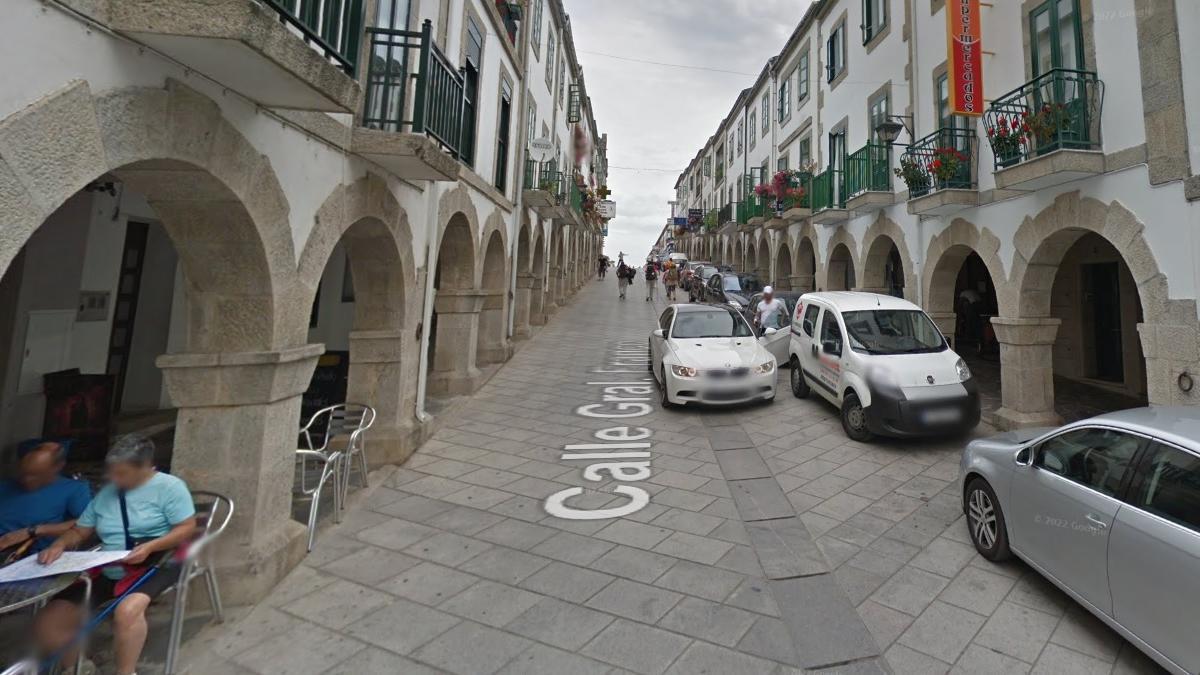 El accidente ocurrió en la céntrica travesía Compostela de Portomarín