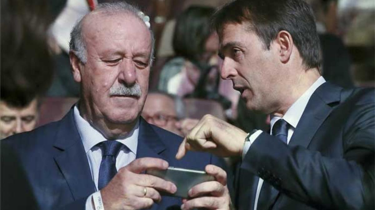 Lopetegui y Del Bosque, durante la entrega del premio