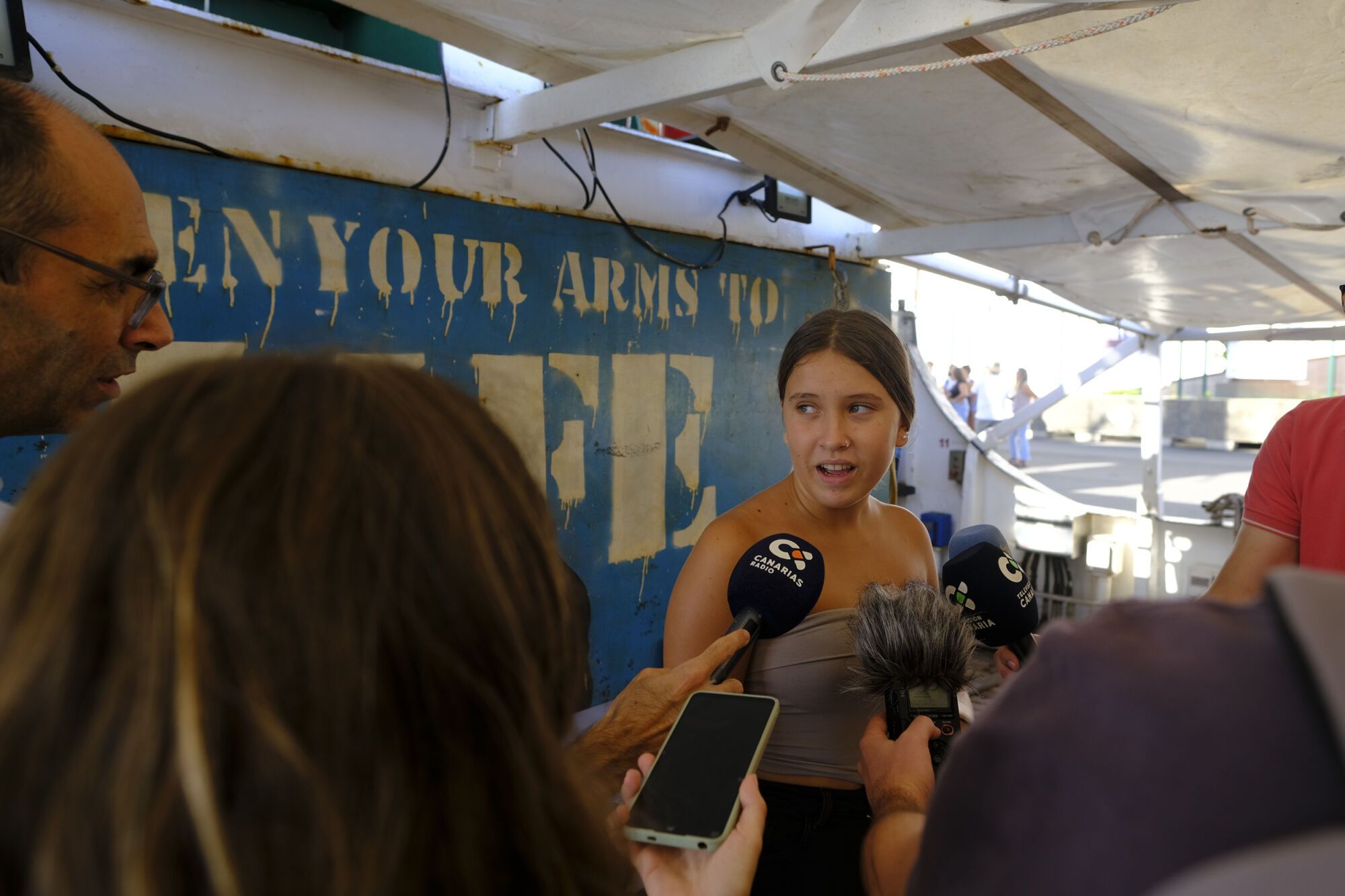 Jornada de puertas abiertas en el 'Open Arms' en el Puerto de Las Palmas