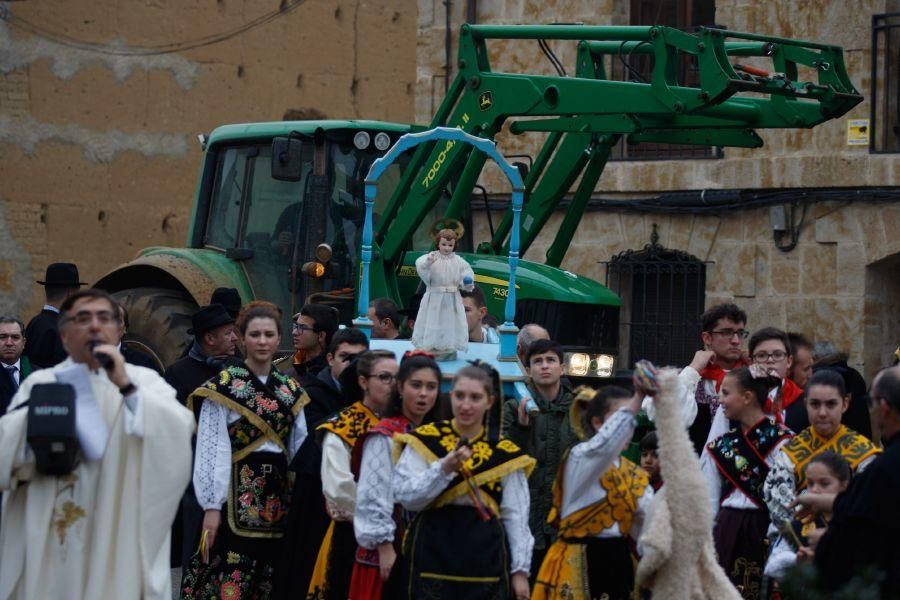 Baile del Niño en Venialbo