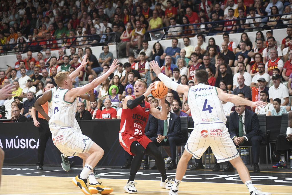 Todas las imágenes de la semifinal de la Supecopa entre el UCAM Murcia y el Unicaja