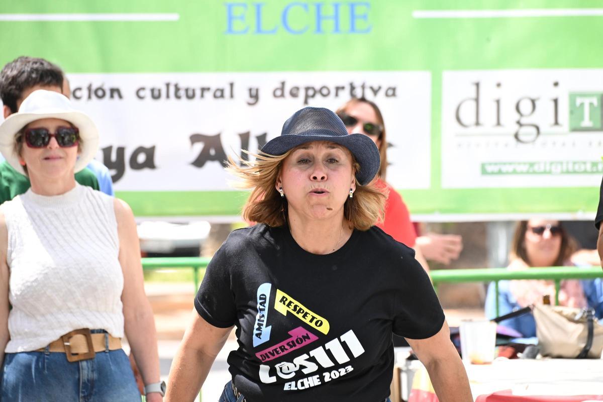 XIV Campeonato de lanzamiento de hueso de dátil de Elche, en imágenes