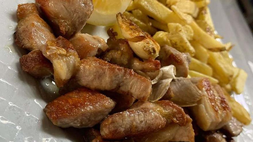El Bodegón Guachinche Cas Toñito se consolida como referente de la gastronomía tradicional en el sur de Tenerife