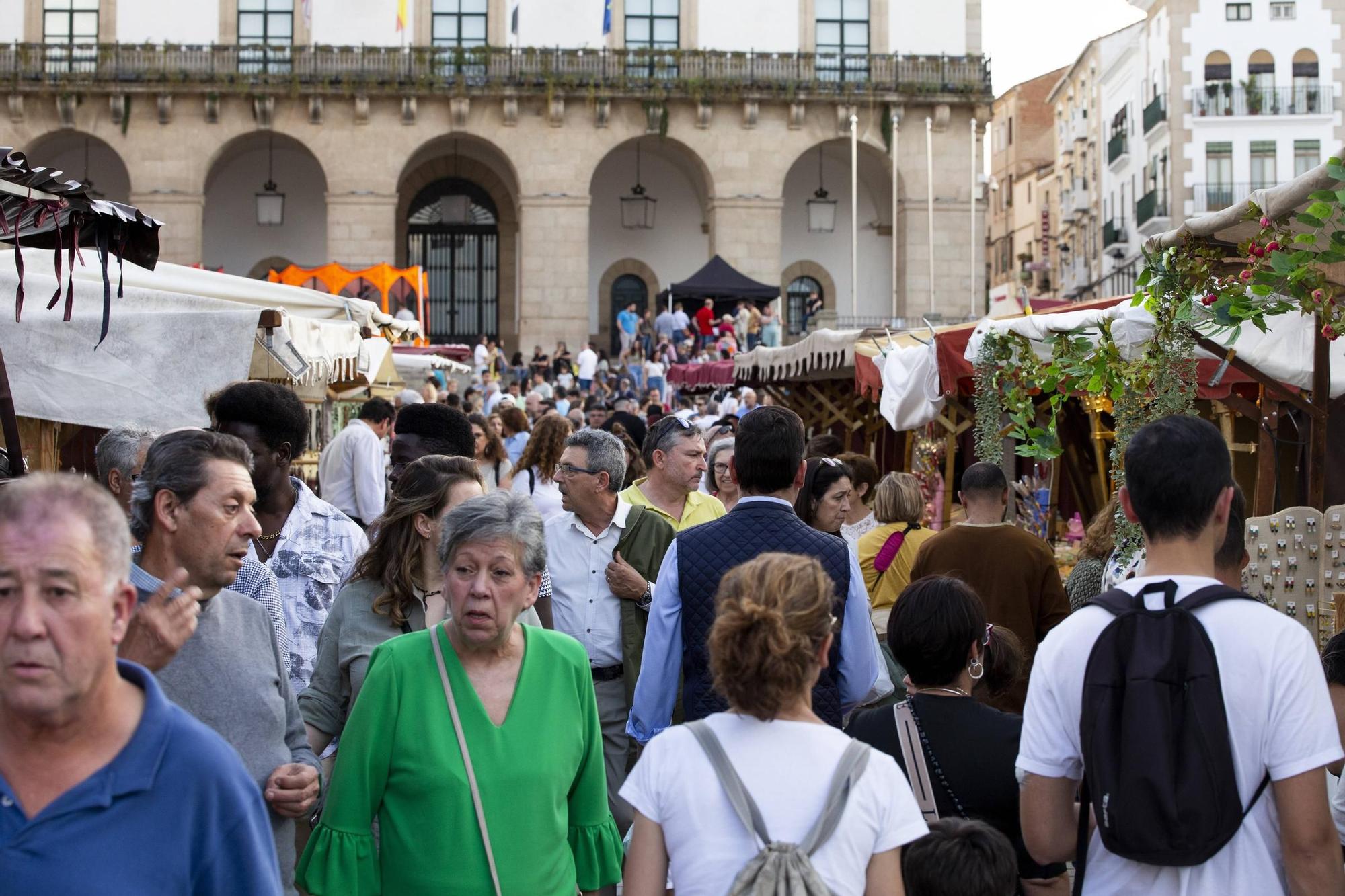 Así se ha desarrollado el sábado en el Mercado de la Primavera de Cáceres