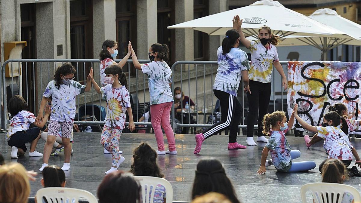 Demostración de Scene  Ballet, ayer, en Lalín.