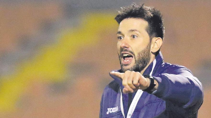 Carlos Corberán es la primera opción para el banquillo del Valencia
