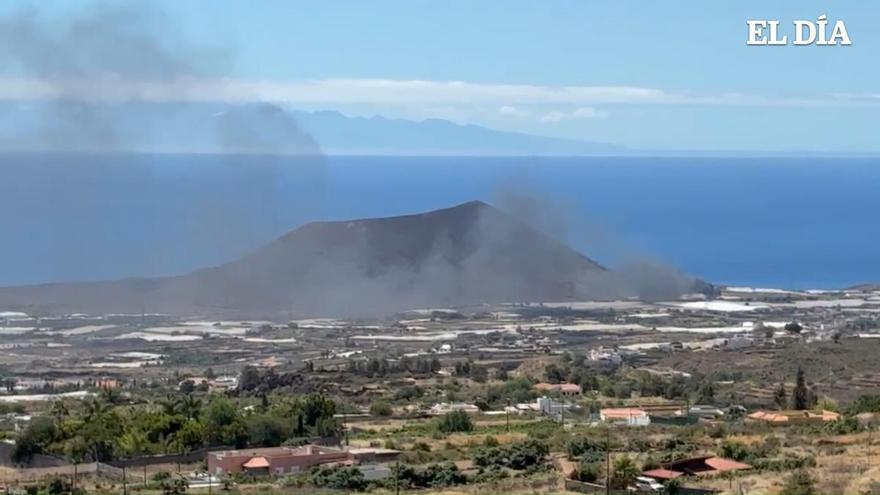 Emergency Crews Contain Fire Near Tenerife Industrial Zone