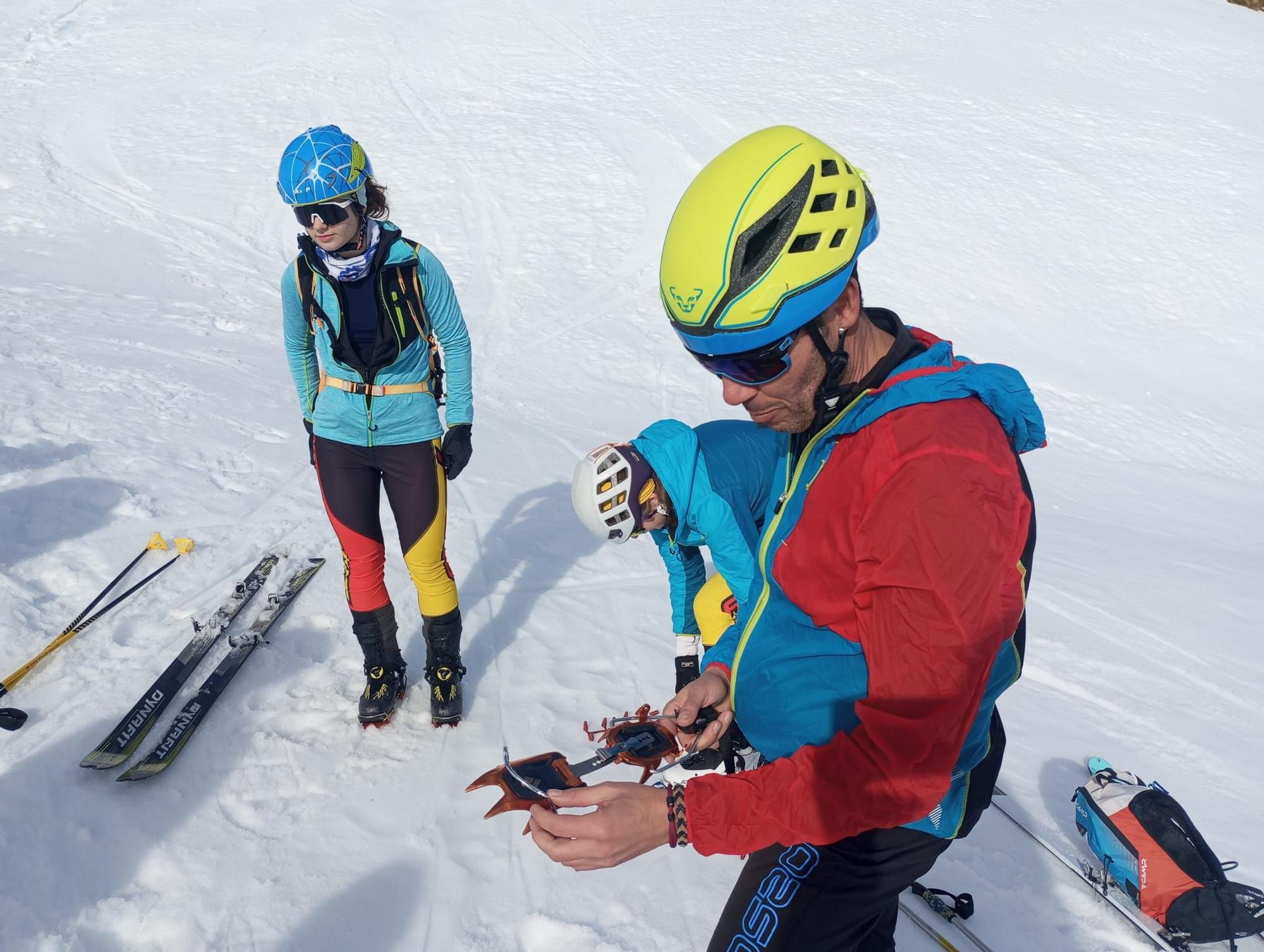 Un día con el grupo de tecnificación de esquí de montaña de la Federación Aragonesa