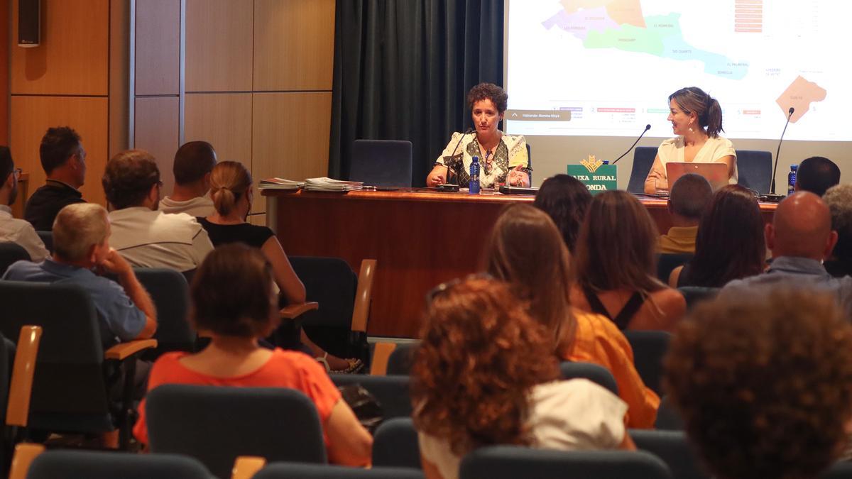 La alcaldesa, Carmina Ballester, durante su discurso en la presentación de la segunda EGM de Onda, este jueves.