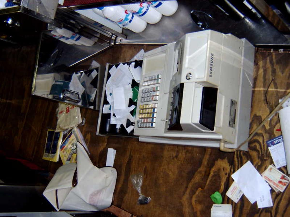 Imagen de archivo de una caja registradora tras un robo