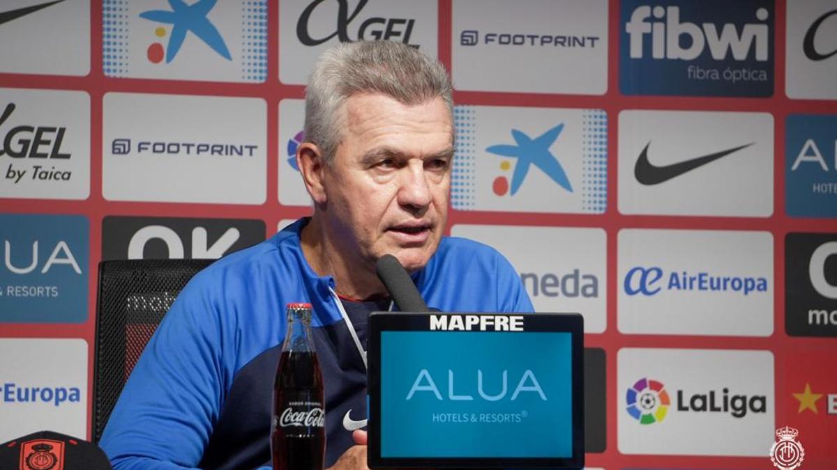 Javier Aguirre durante su última comparecencia en la sala de prensa de Son Bibiloni.