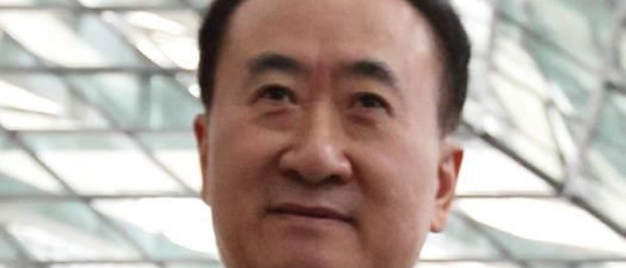Wang Jialing, la mayor fortuna de China, también llega con Salvo