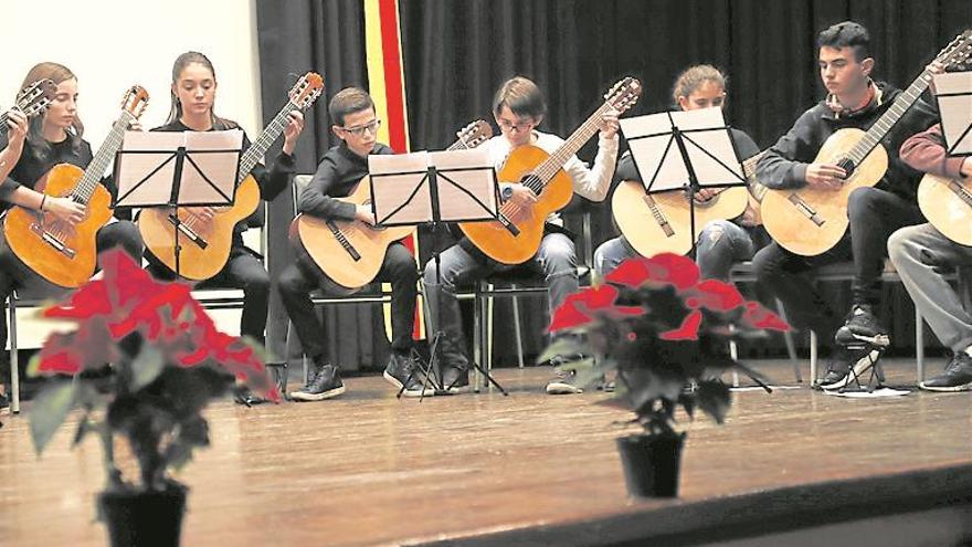 Marta Andreu se alza con el premio Tárrega de guitarra para jóvenes