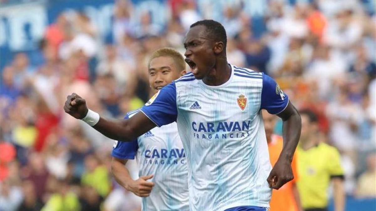 Dwamena celebra un gol en su etapa con el Real Zaragoza