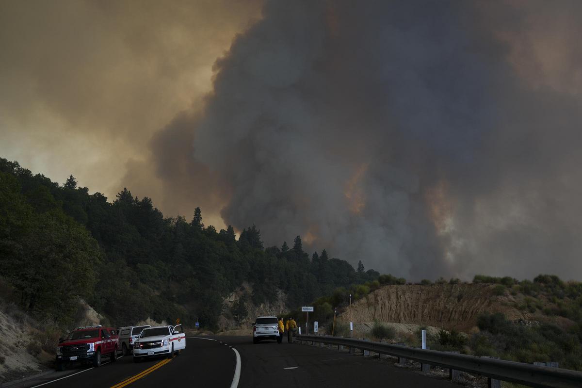 Grandes incendios en la zona de Running Springs en California