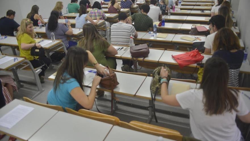 La Región convocará casi 3.000 plazas para maestros y profesores de la ESO