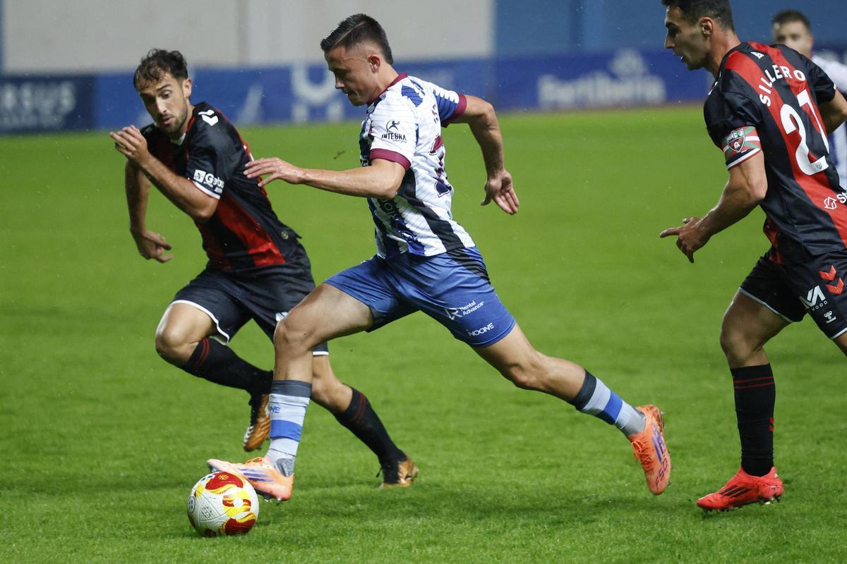 Osky, durante el partido ante el Arenas de Getxo