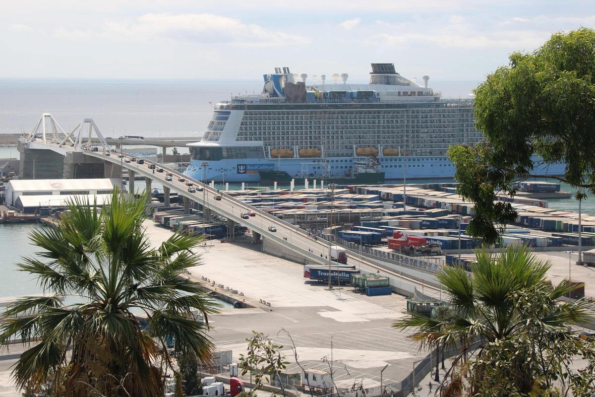 Zona de cruceros del puerto de Barcelona