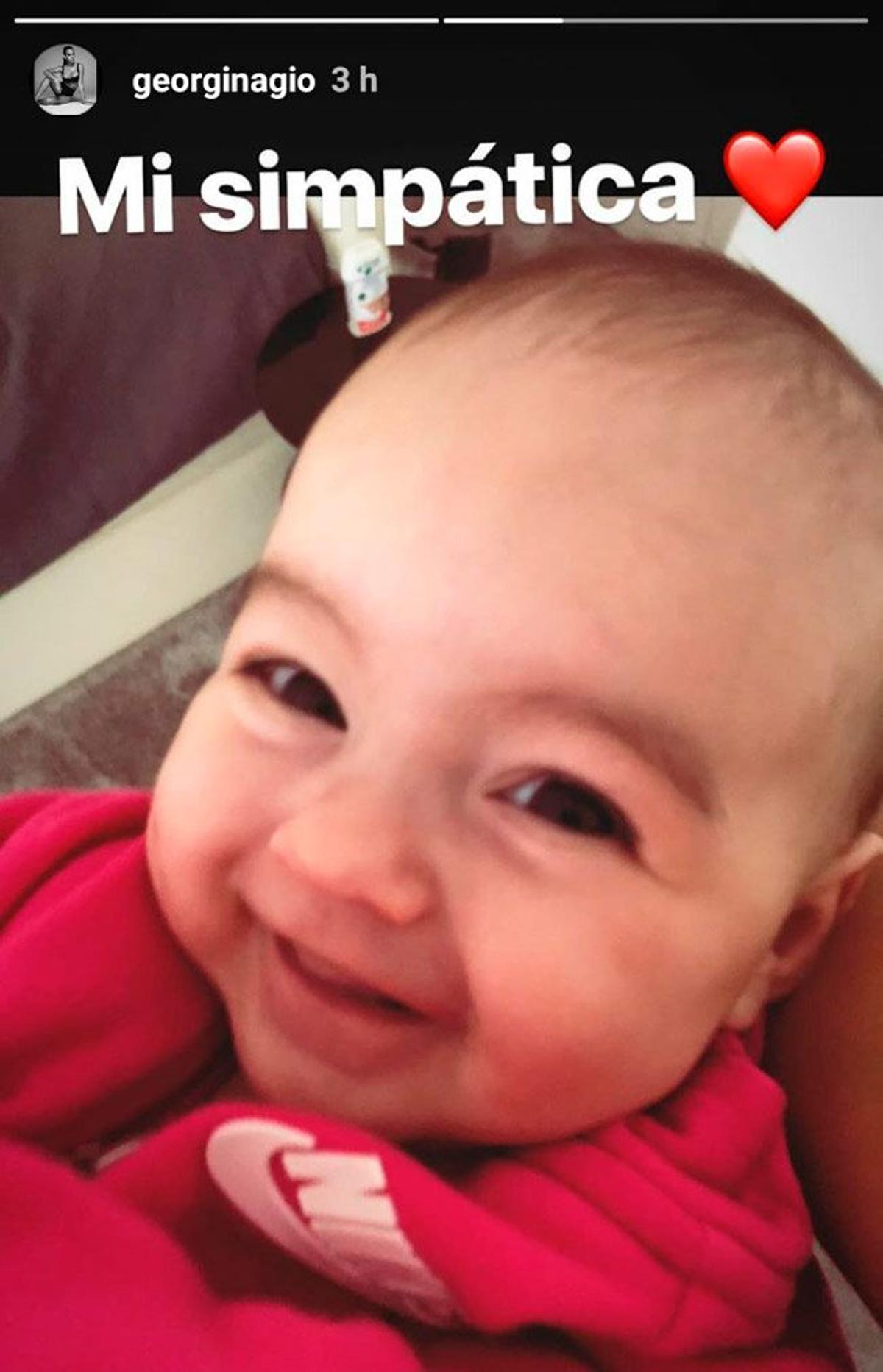 Alana Martina, la hija de Cristiano Ronaldo y Georgina Rodríguez, sonriente en Instagram stories