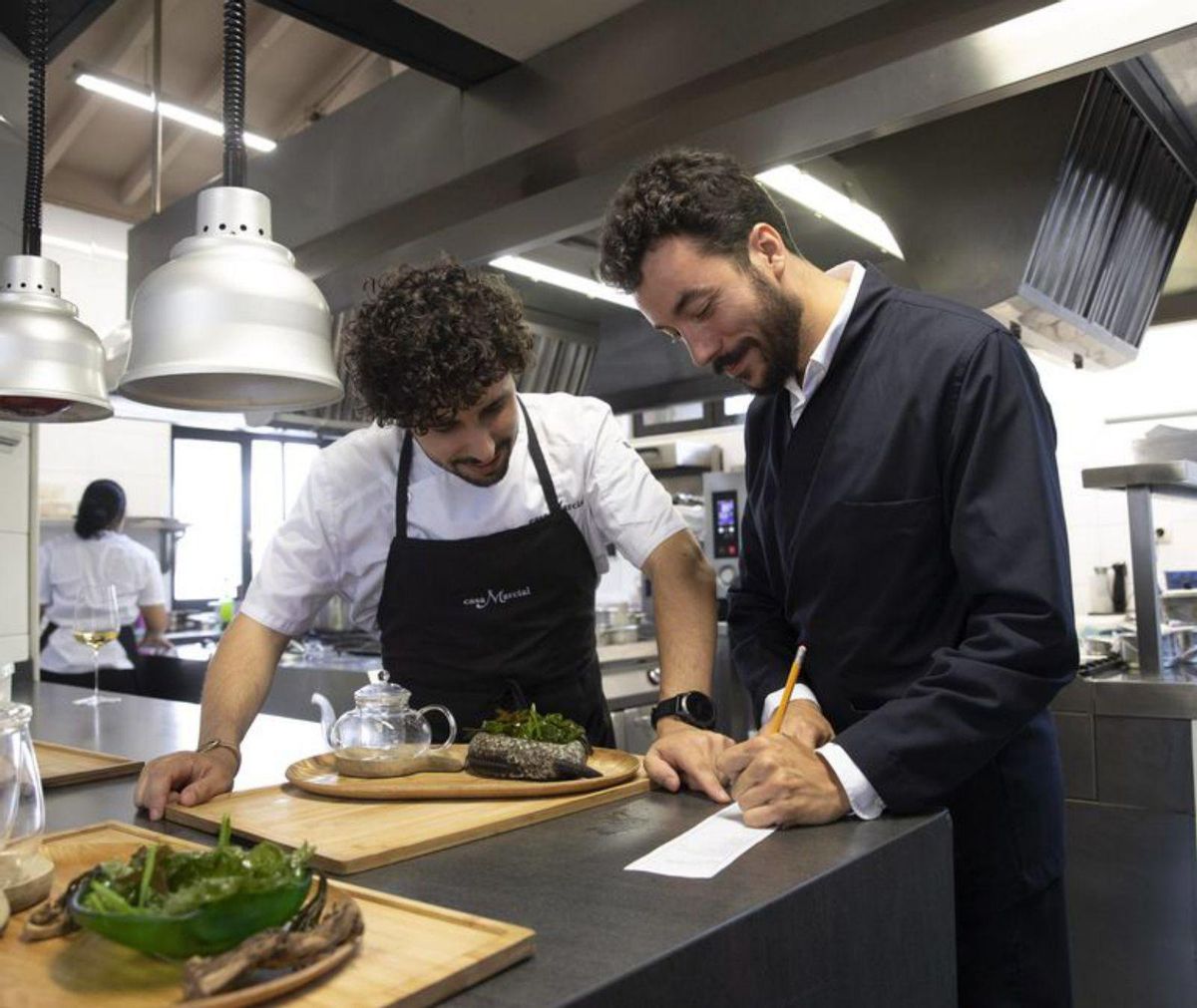 Del mise en place a la llegada de los primeros comensales