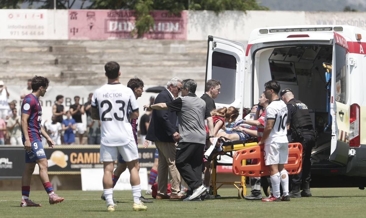 Poblense - Águilas: las imágenes del partido