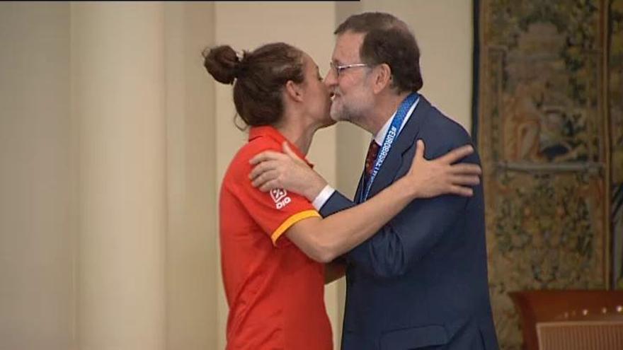 Rajoy recibe a la selección española de baloncesto, campeona de Europa