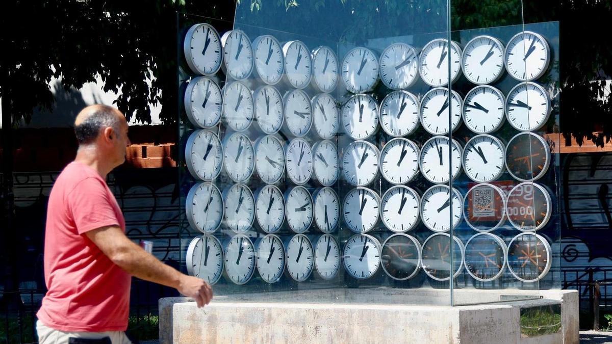 El Ayuntamiento de València busca una solución para el monumento a las víctimas del accidente de metro