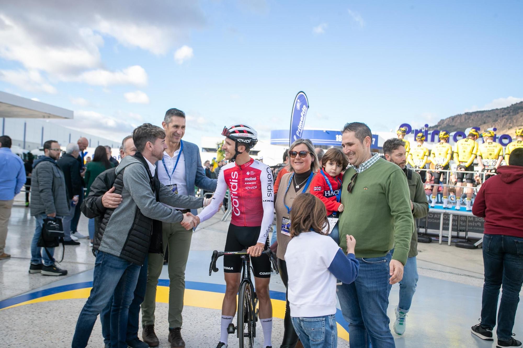 FOTOS: Así ha sido la salida de la Vuelta Ciclista a la Región de Murcia