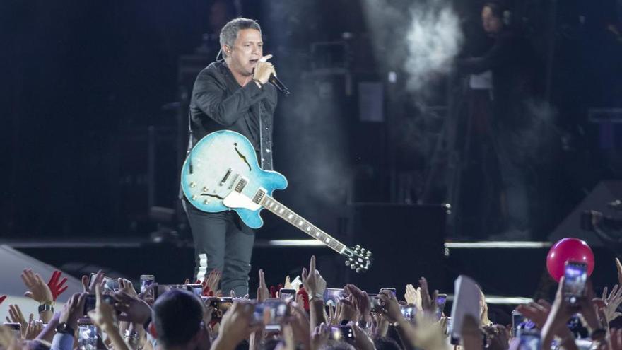 Alejandro Sanz, durante un concierto