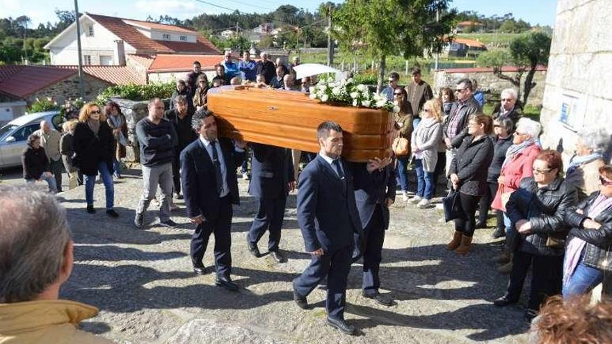 Funeral por el exgranate José Deza. // G. Santos