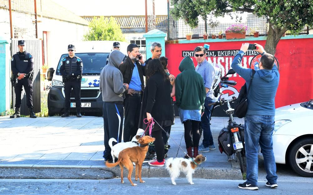 La policía recupera la Comandancia sin okupas