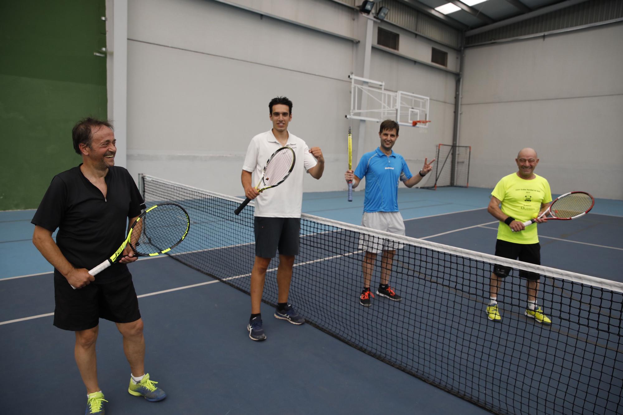 El día después de la victoria de Carreño: Grupo Covadonga, en el Santa Olaya y en el club de Tenis de Gijón