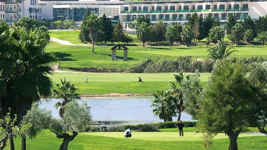 Instalaciones del Hotel La Finca en Algorfa, en una imagen reciente.