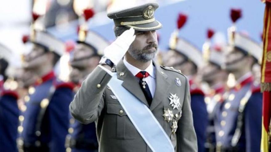 El Príncipe preside el desfile del día de la Fiesta Nacional