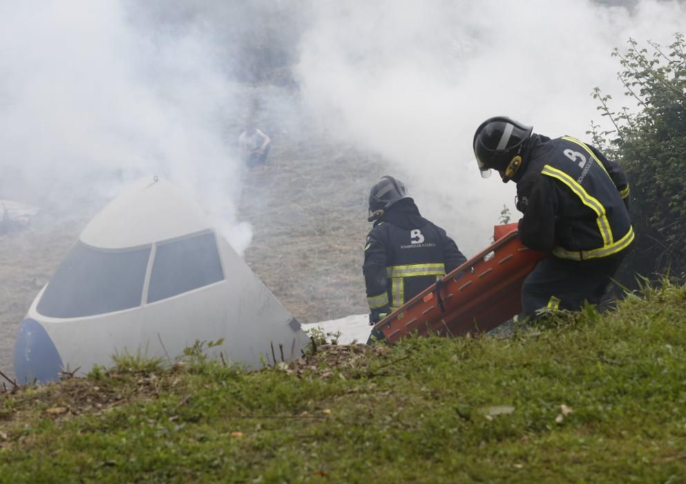 Doble simulacro de emergencias en Asturias: un accidente de avión y un gran incendio forestal