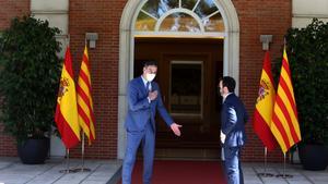 El presidente del Gobierno, Pedro Sánchez, recibe en la Moncloa al ’president’, Pere Aragonès, el pasado 29 de junio.