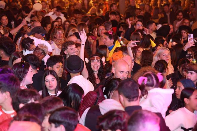 Viernes Ramblero: un Carnaval atípico llena las calles de Alicante