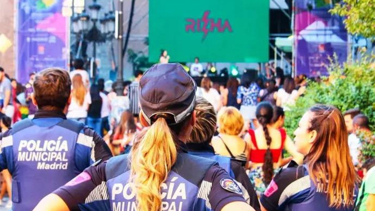 Agentes de Policía Municipal durante el Orgullo en una imagen de archivo.