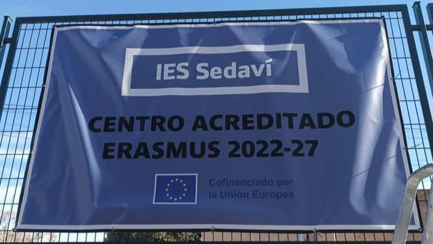 IES Sedaví és centre Erasmus.