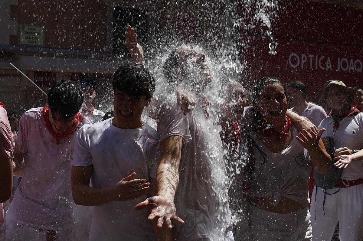 Pamplona se tiñe de rojo para el Chupinazo de las fiestas de San Fermín 2026.