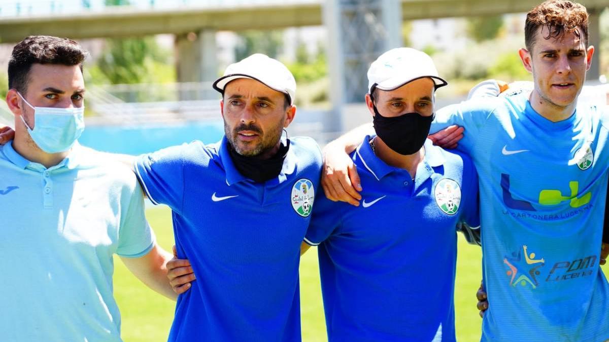 Los hermanos Carrasco, entrenadores del Ciudad de Lucena, en un encuentro de la pasada temporada.