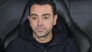 Xavi, en el banquillo de Riad durante la derrota del Barça ante el Madrid en la final de la Supercopa de España.