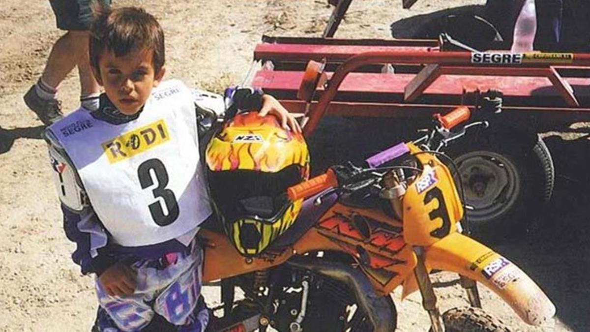 Marc Márquez, en sus inicios con una moto de cross.